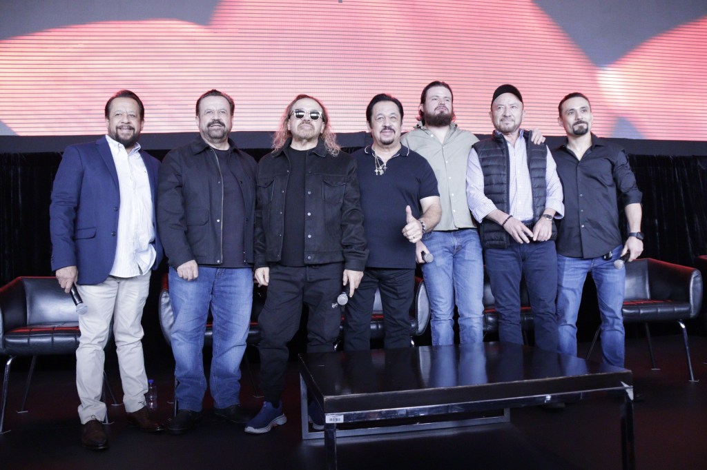 Los Acosta celebrarán el amor con un concierto histórico este 14 de febrero en la Arena CDMX