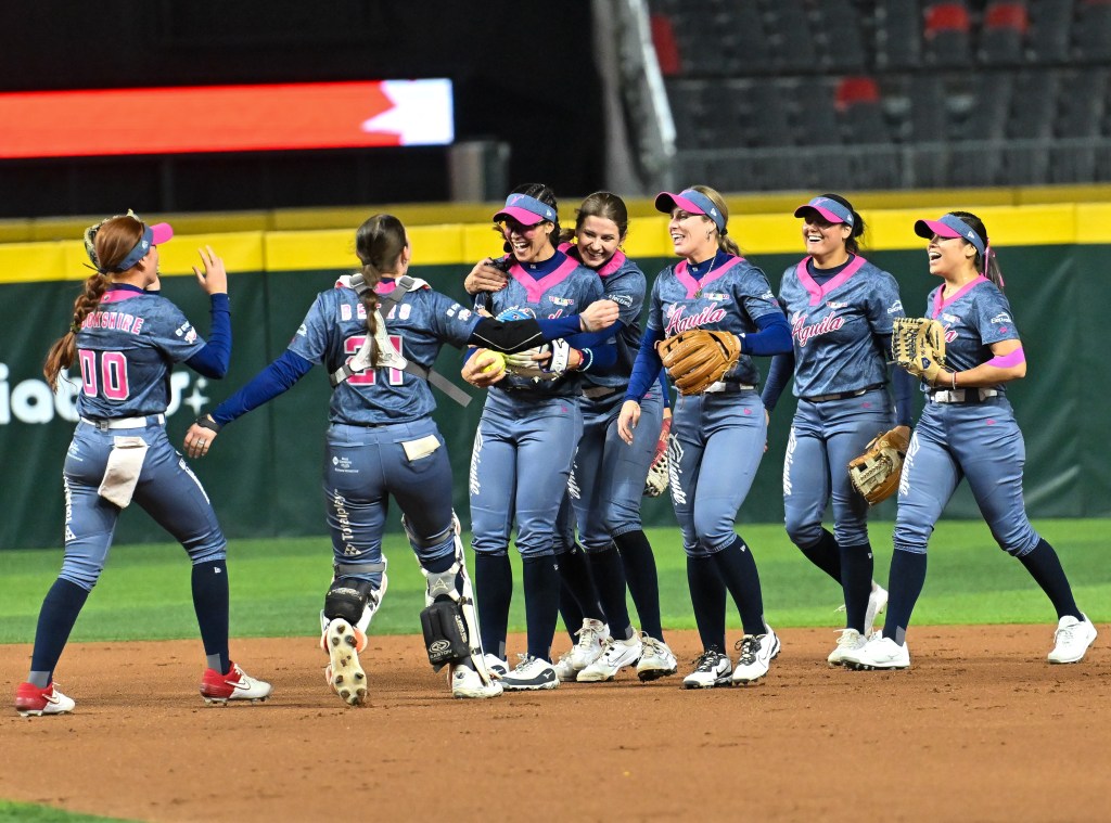 El Águila viene de atrás en la séptima y empata la serie ante Diablos